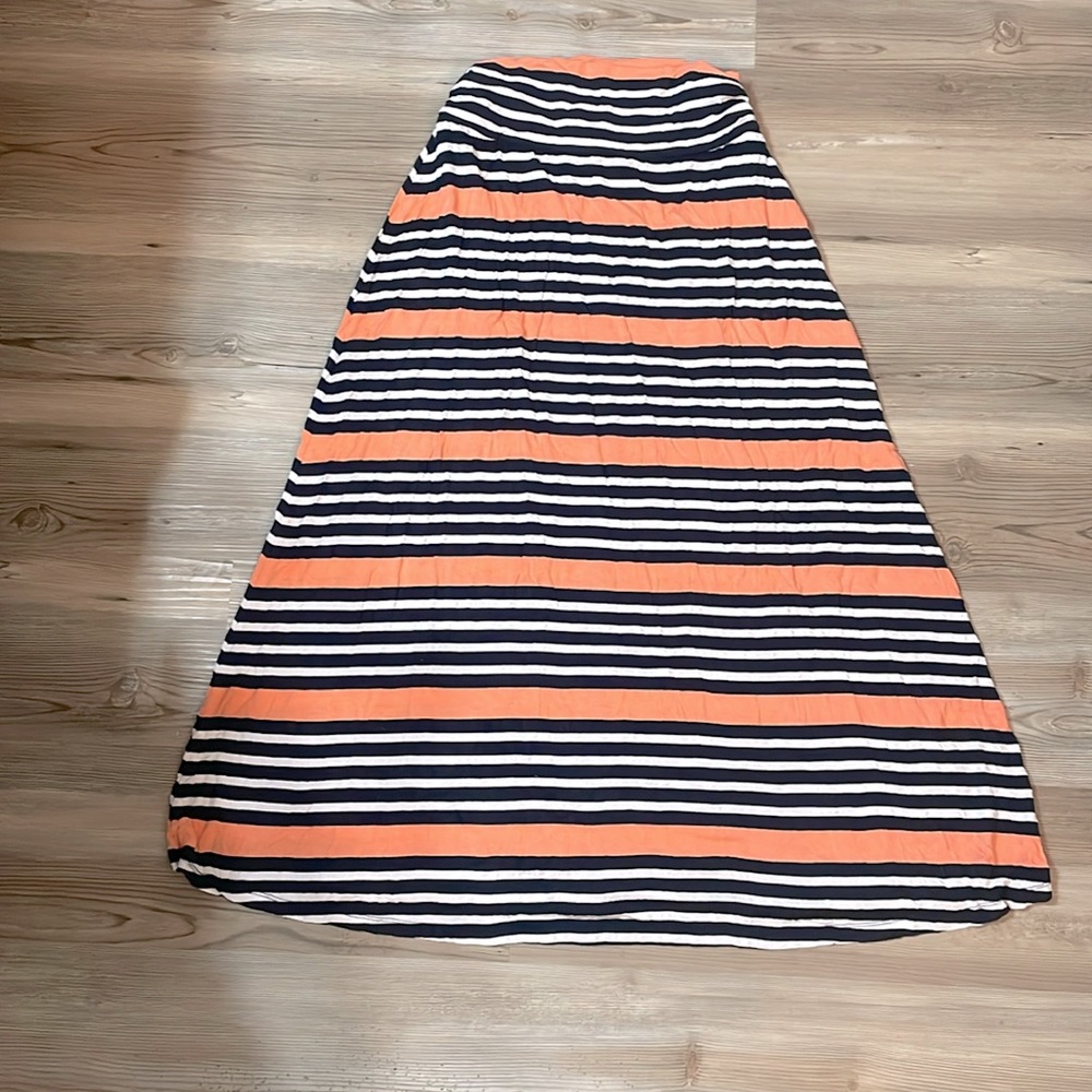 Maxi skirt size Medium